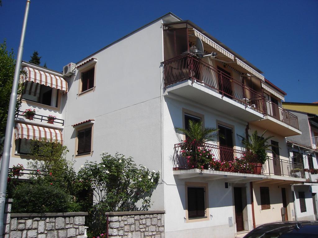 Apartment Tea Katnic Crikvenica Eksteriør bilde